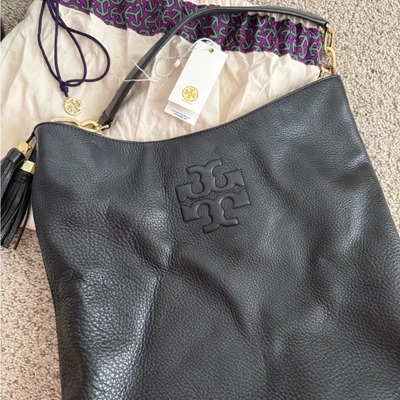 Tory Burch Hobo Tassel bag and matching wallet in black. Like new! - Picture 2 of 16